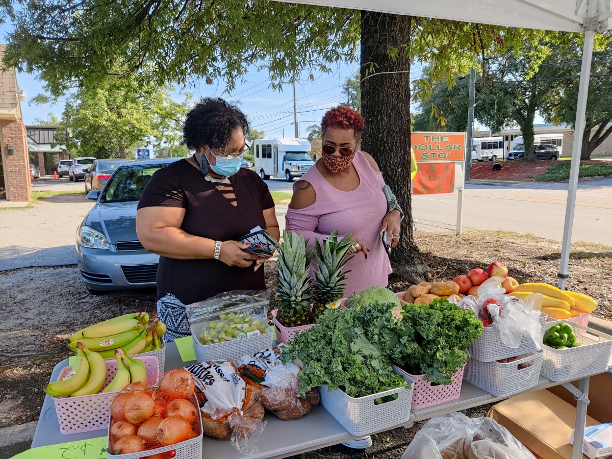 Fresh Fruit & Vegetable Market Opens in Booker Washington Heights Neighborhood